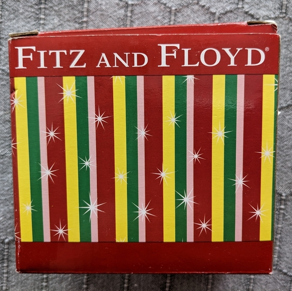 Fitz and Floyd Snowflake and Jake Salt and pepper shakers set with box 2… - Picture 10 of 11